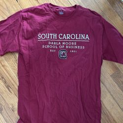University of South Carolina school Of business tee shirt medium 