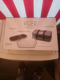 Wolfgang Puck  Glass Baker