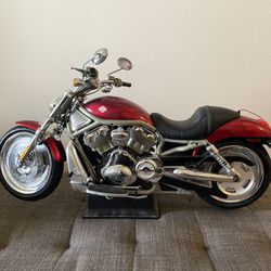 NEW BRIGHT HARLEY DAVIDSON V-ROD Large Scale R/C Motorcycle 28" READ DESCRIPTION