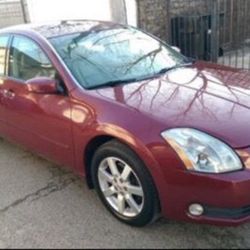 Nissan Maxima 