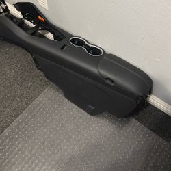 2024 Ford Mustang Center Console