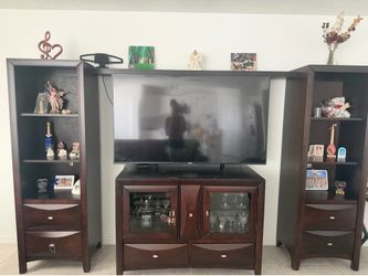 Large Dark Wood Entertainment Center / TV Console Unit