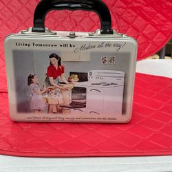 Vintage Metal Lunchbox