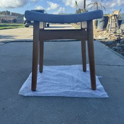 Saddle Cushion Vanity Stool, Modern Concave Ottoman with Solid Wood Legs and Upholstered Seat