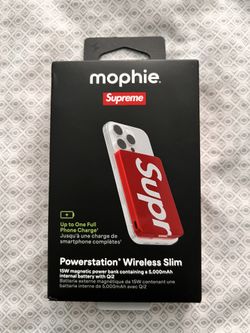 Supreme Mophie Qi2 Powerstation