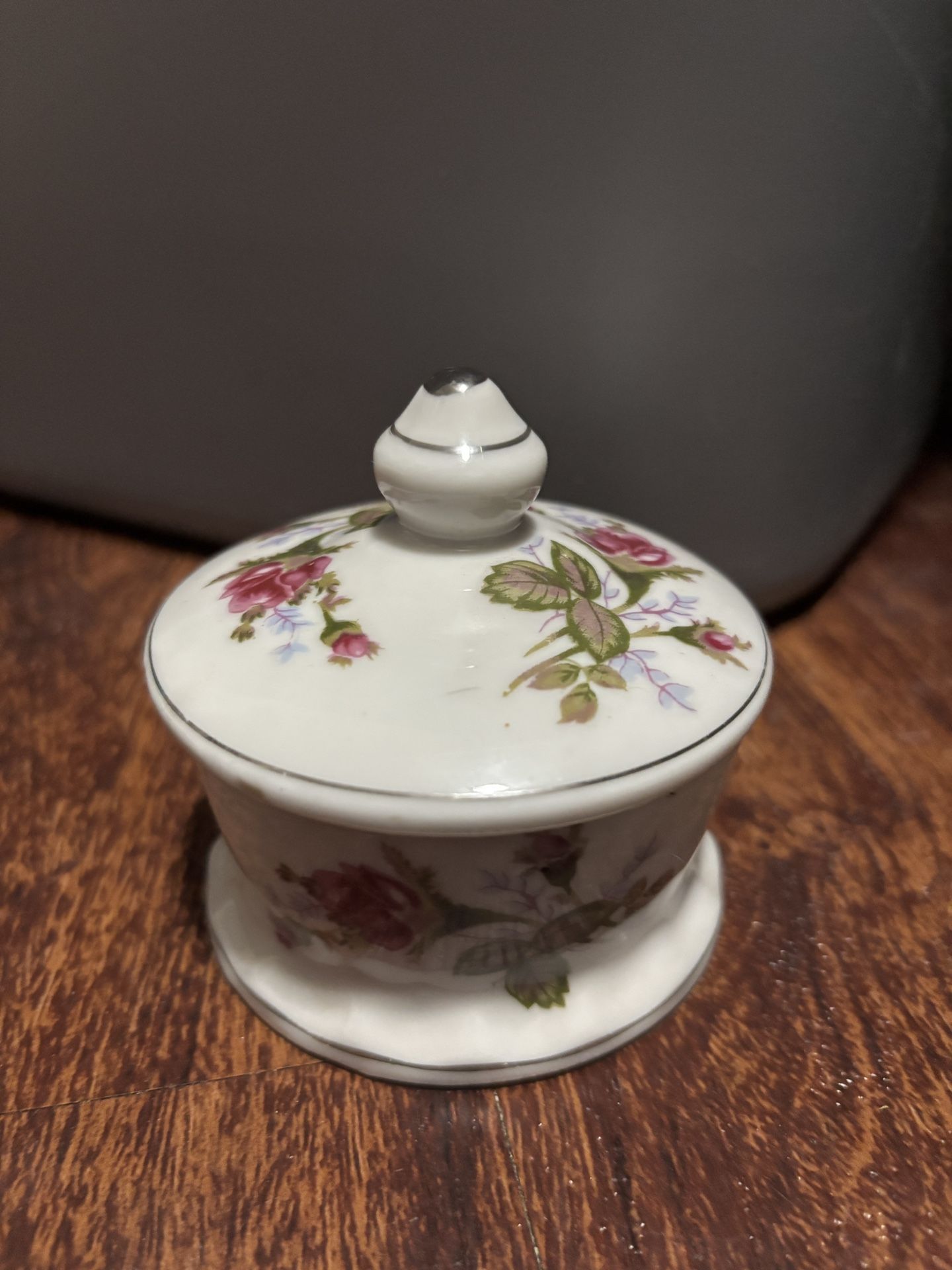 Vintage Floral Porcelain Vanity Set – Jar & Vase