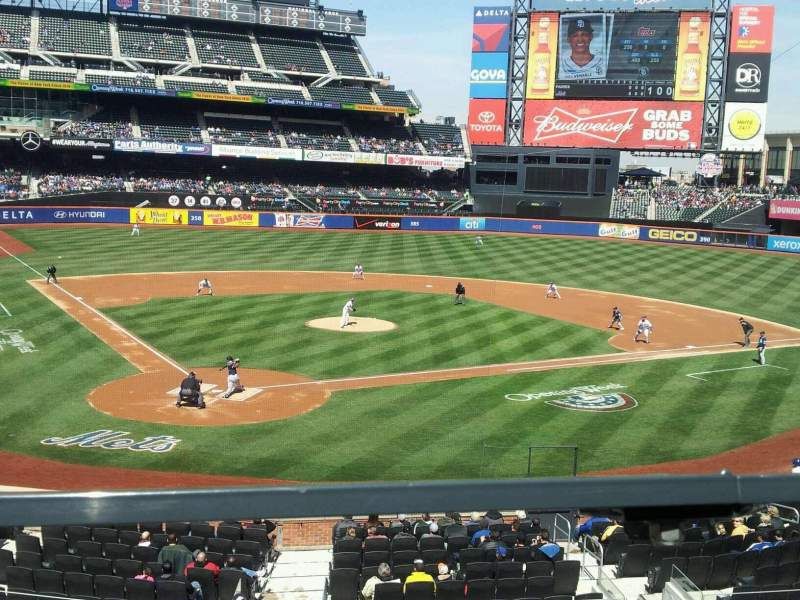 Mets Tickets 2024! Hyundai Club Seats! Unlimited Gourmet Food And Drinks!