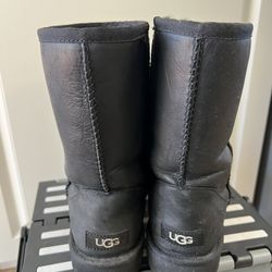UGGs