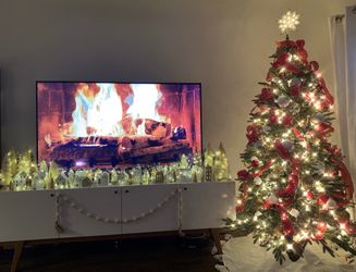 Christmas Tree - Balsam Hill Brand - Stratford Spruce