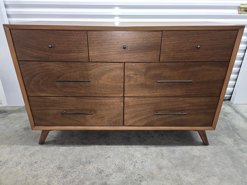 Mid Century Modern Dresser