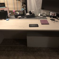 Big Desk