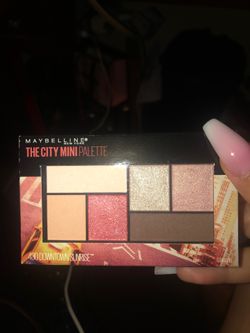 Brand new mini eyeshadow palette