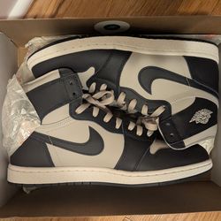 Georgetown Jordan 1s