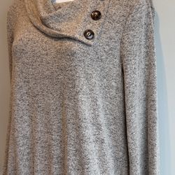 Women’s Like New Apt. 9 Medium, Long Sleeve Soft, Cowl Neck Button Sweater $12