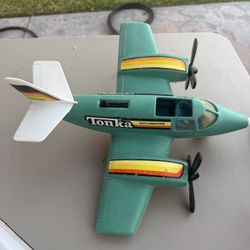 Vintage Tonka Hand Commander Turbo Prop Airplane