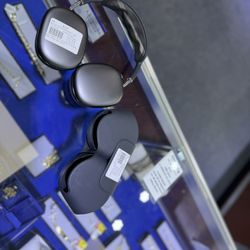 Apple headphones!