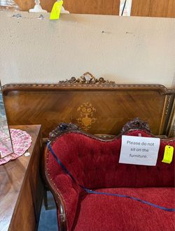 French Style 6-piece Vintage Antique bedroom set ✨