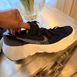 Brand New Ladies Nike Sneakers