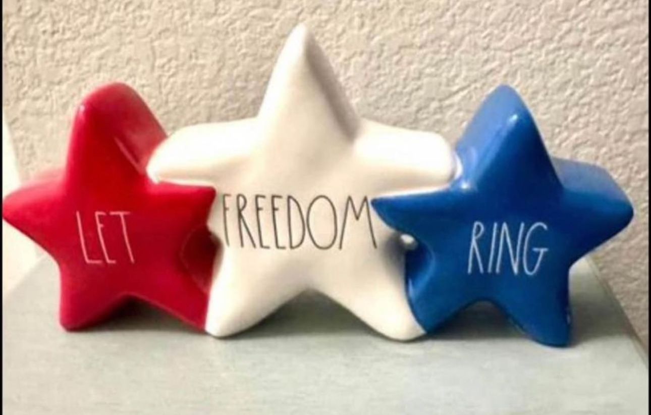 $15….New Rae Dun ceramic patriotic decor.  Measures 12”.  Please pickup in the area of 36th Ave and Pinnacle peak within 24hours of take greatly appre