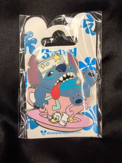 Disneyland Paris Stitch Enamel Collector Pin