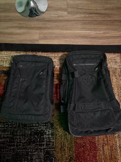 Nike Luggage Set 22" & 26"
