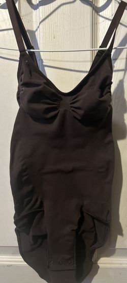 Hanford : bodysuit sz small $25,mini white purse $45, big purse $25, boots sz 7.5 $45 