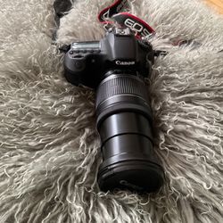 Canon 60d + 18-200mm Lens 