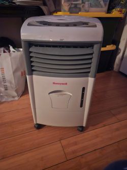 A.C  its works very  good cool and it works perfectly fine.