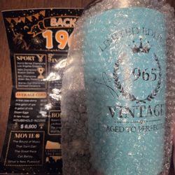 Brand NEW Born In 1965 Gift Set