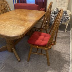 Good Table/ Buena Mesa