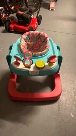 Safety 1st Baby Walker