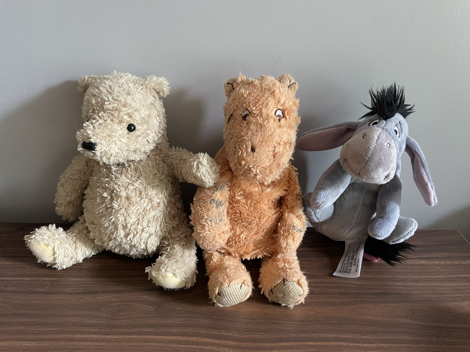 Winnie The Pooh Plush Stuffed Animal Lot Classic Pooh Tigger Eeyore