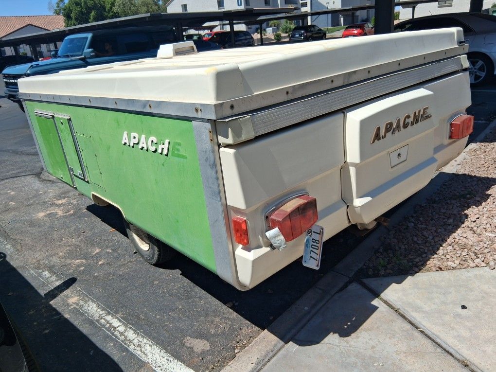 1976 CLASSIC APACHE CAMPER Tra DE For Worling Car