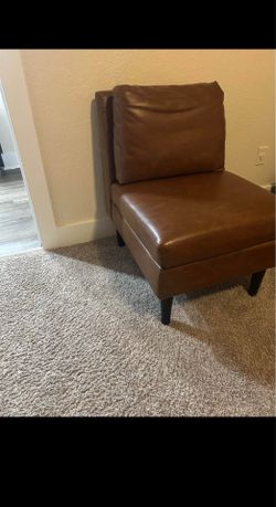Accent chair