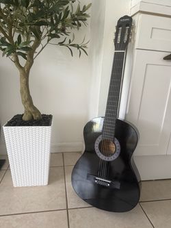 Acoustic guitar/ Guitarra acústica