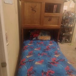 kids bedroom set with club house