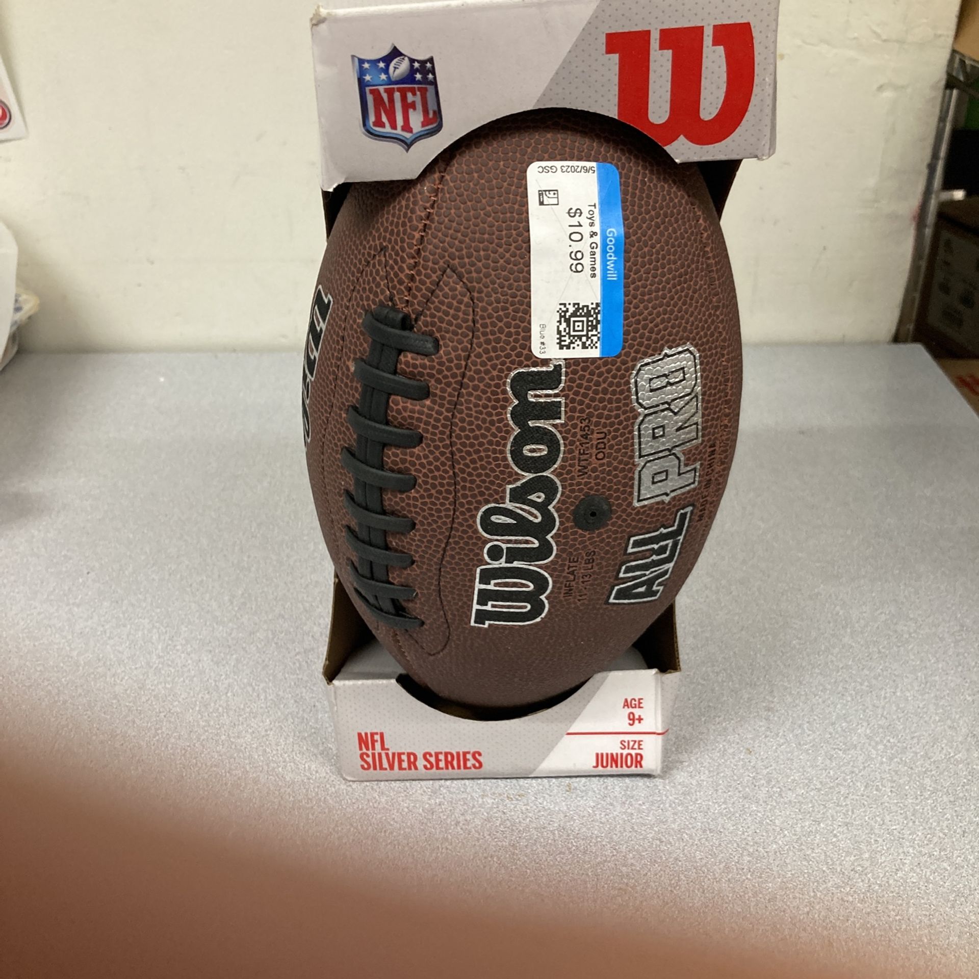 🟩Wilson NFL Silver Series All Pro Football Goodwill Miracle Mile