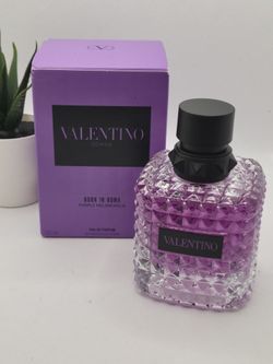 Valentino
 
Donna Born in Roma Purple Melancholia Eau de Parfum

3.4 fl (USED 5%)⭐️