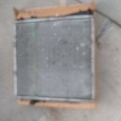 2001 BMW X5 4.4i BEHR RADIATOR