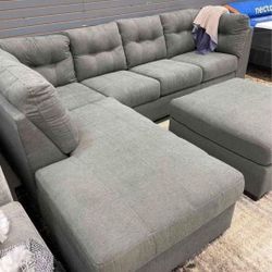 Tufted New Nice Sectional 
