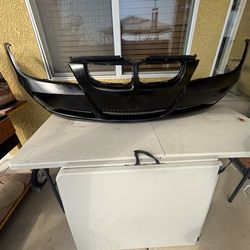 BMW 328i e90 sedan bumper