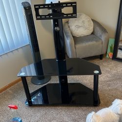 For Sale: TV Stand