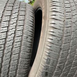 Tires Set 20s 275/60/R20