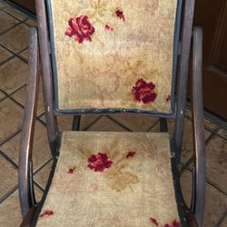 Gorgeous Antique Childs Rocking Chair 