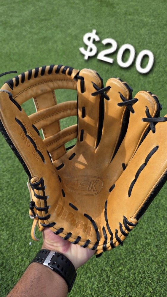 Game Ready Wilson A2K 1810SS 12.75" Outfield Glove - Pro Stock Leather!