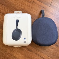 Sony WH-1000XM6 Headphone, Midnight Blue