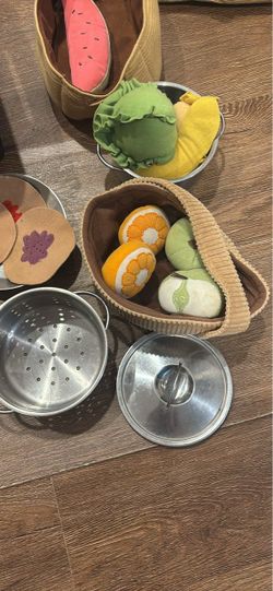Kids Play Kitchen Felt Food Set with Pots