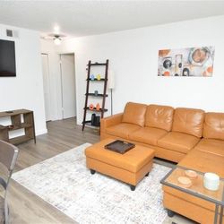 ONE BED ROOM FULLY FURNISHED APARTMENT