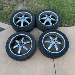 22 Inch Boss Motorsports Wheels