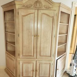 Armoire